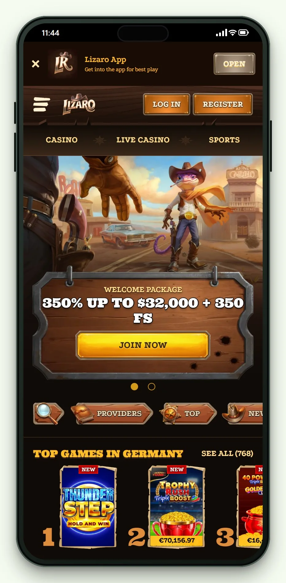 Lizaro on mobile: the casino home screen and lobby